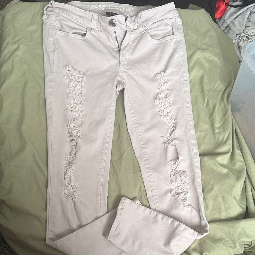 American Eagle Outfitters Light Gray Distressed Jeans